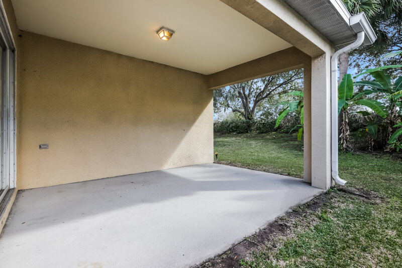 3,610/Mo, 11624 Brookmore Way Riverview, FL 33569 Covered Patio View