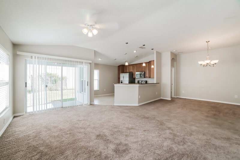2,395/Mo, 13020 Avalon Crest Ct Riverview, FL 33579 Living Room View 2
