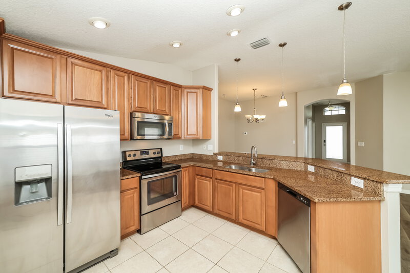 2,505/Mo, 13020 Avalon Crest Ct Riverview, FL 33579 Kitchen View