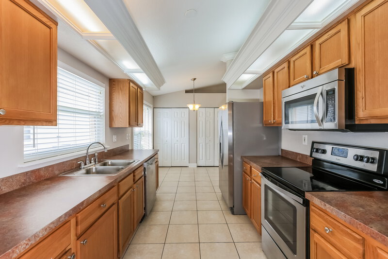 3,530/Mo, 27448 Sky Lake Cir Wesley Chapel, FL 33544 Kitchen View