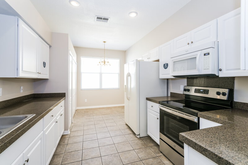 2,355/Mo, 18109 Ashton Park Way Tampa, FL 33647 Kitchen View