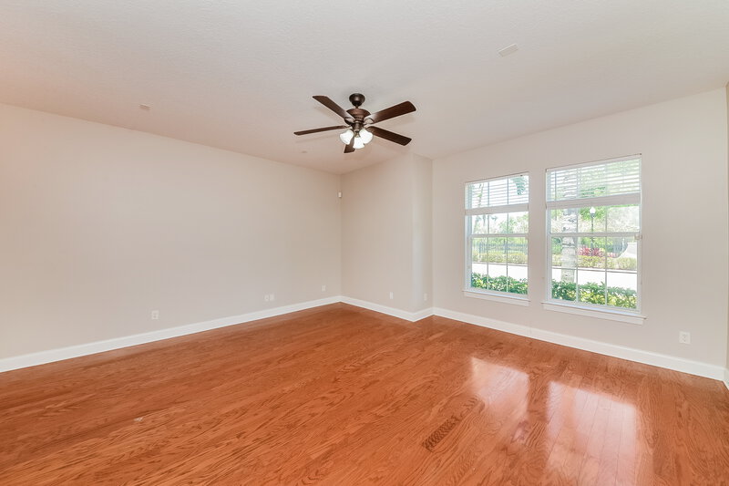 2,890/Mo, 204 Aberdeen Pond Dr Apollo Beach, FL 33572 Living Room View