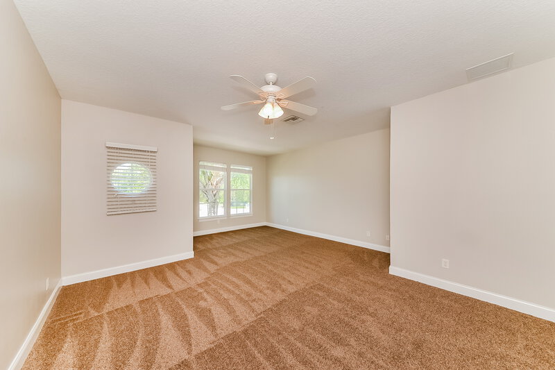 2,890/Mo, 204 Aberdeen Pond Dr Apollo Beach, FL 33572 Main Bedroom View 2