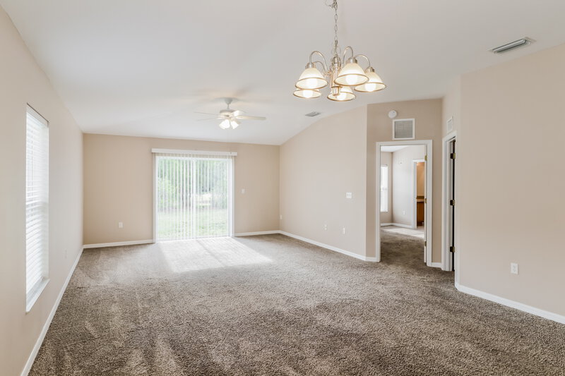 2,270/Mo, 4018 Constantine Loop Wesley Chapel, FL 33543 Living Room View