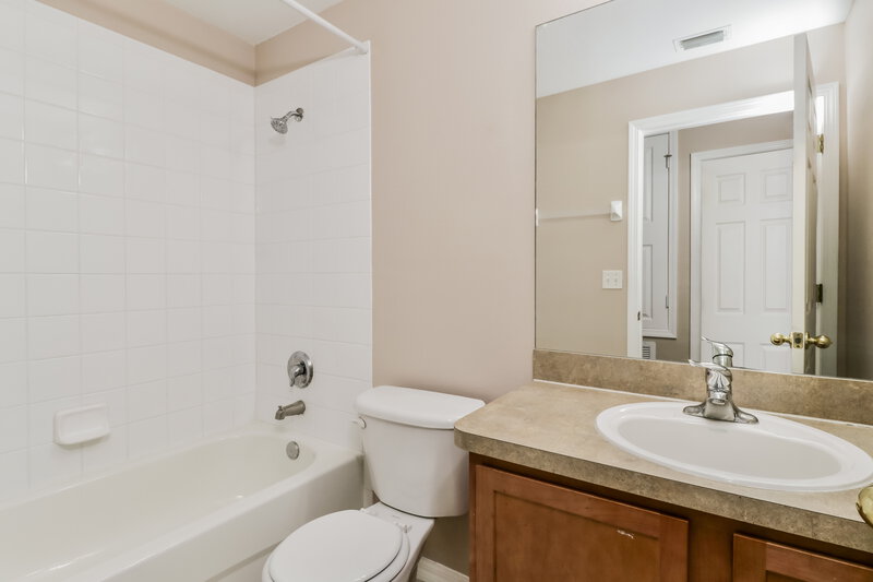 2,270/Mo, 4018 Constantine Loop Wesley Chapel, FL 33543 Bathroom View