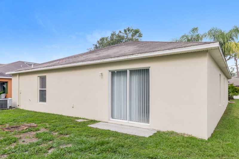2,270/Mo, 4018 Constantine Loop Wesley Chapel, FL 33543 Rear View 2