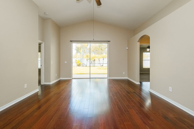 2,255/Mo, 13532 Fladgate Mark Dr Riverview, FL 33579 Living Room View