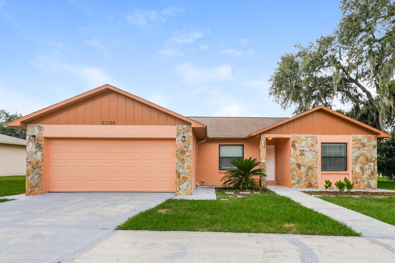 1,800/Mo, 23106 Mayfair Rd Land O Lakes, FL 34639 External View