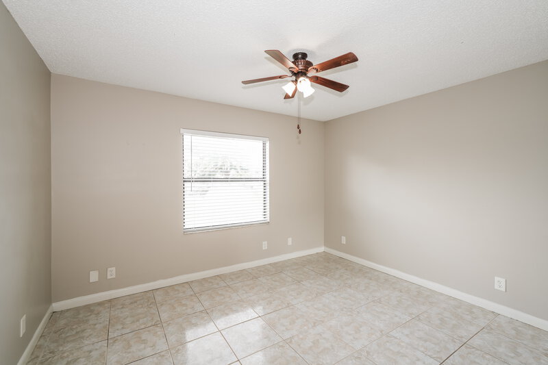1,800/Mo, 23106 Mayfair Rd Land O Lakes, FL 34639 Bedroom View 2