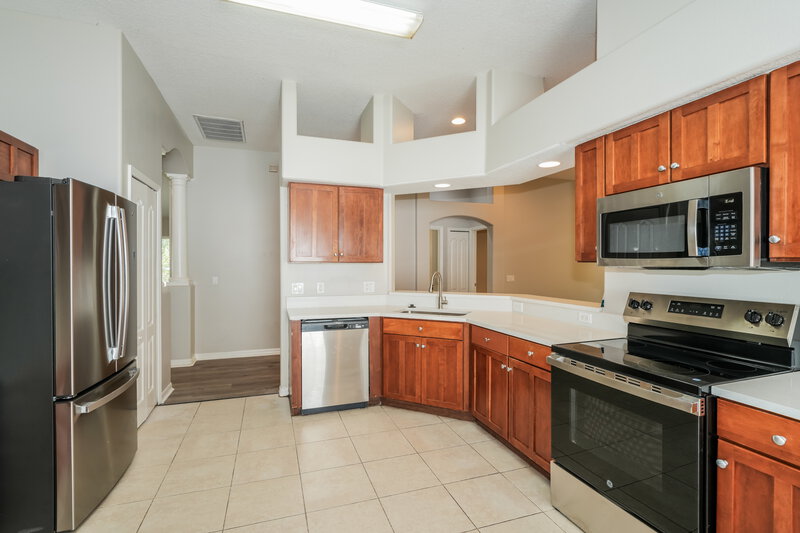2,645/Mo, 1101 Rolling Stone Run Odessa, FL 33556 Kitchen View 2