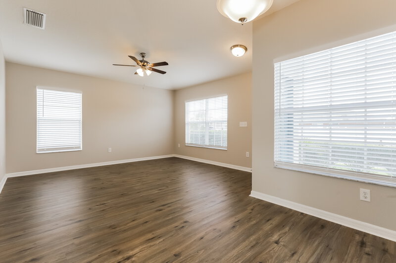 3,540/Mo, 4422 Tina Ln Plant City, FL 33563 Living Room View 2