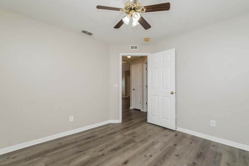 2,065/Mo, 7546 Oxford Garden Cir Apollo Beach, FL 33572 Bedroom View 4
