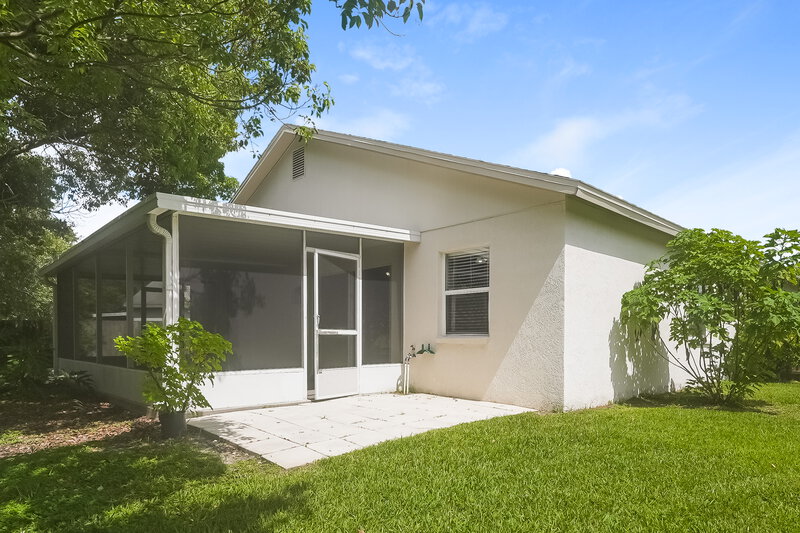 2,200/Mo, 4509 Clarkwood Ct Land O' Lakes, FL 34639 Rear View