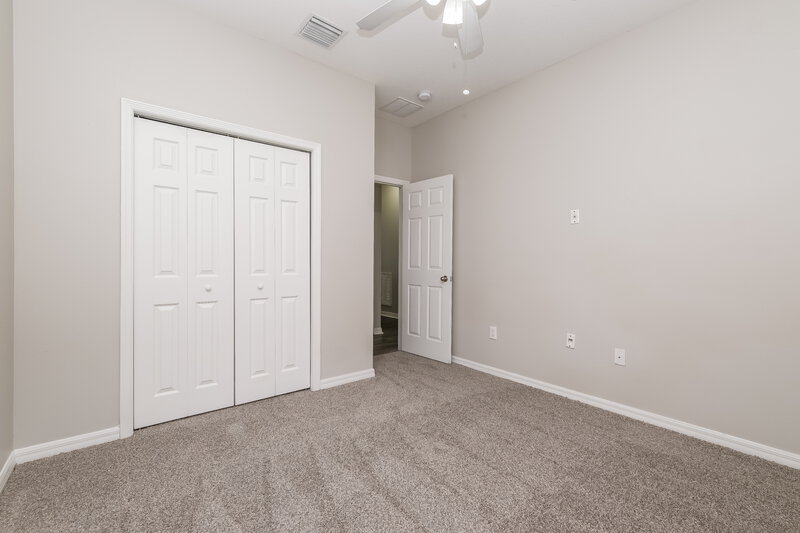 1,995/Mo, 10337 Celtic Ash Dr Ruskin, FL 33573 Bedroom View 3