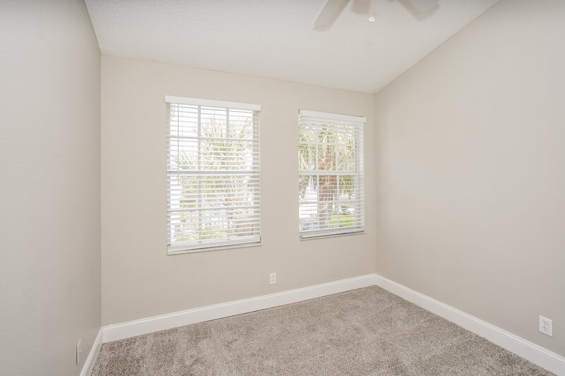 2,455/Mo, 740 Vallance Way NE Saint Petersburg, FL 33716 Bedroom View 3