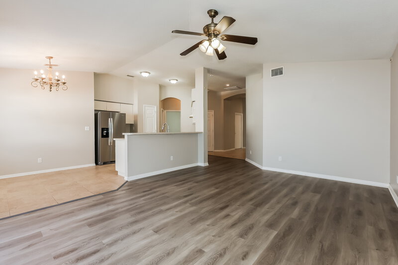 2,185/Mo, 1225 Dragon Head Dr Valrico, FL 33594 Living Room View 2