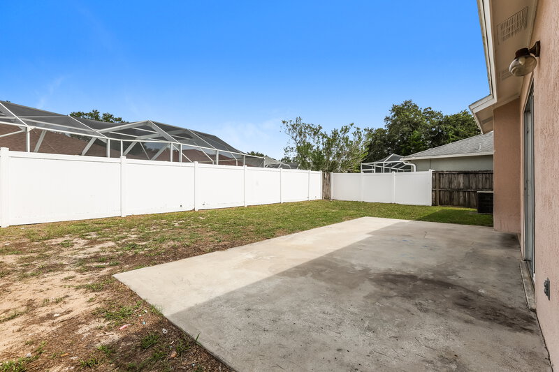 2,185/Mo, 1225 Dragon Head Dr Valrico, FL 33594 Rear View 2