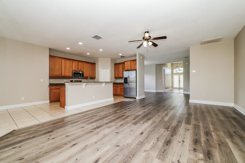2,160/Mo, 569 Bimini Bay Blvd Apollo Beach, FL 33572 Living Room View