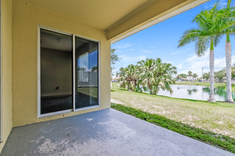 3,540/Mo, 569 Bimini Bay Blvd Apollo Beach, FL 33572 Patio View