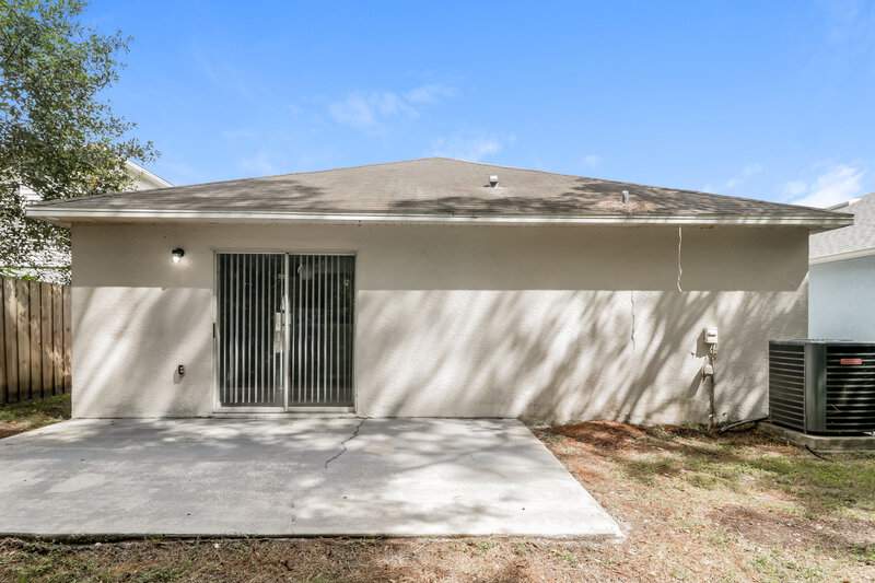 1,775/Mo, 30220 Birdhouse Dr Zephyrhills, FL 33545 Rear View