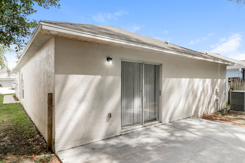 1,775/Mo, 30220 Birdhouse Dr Zephyrhills, FL 33545 Rear View 2