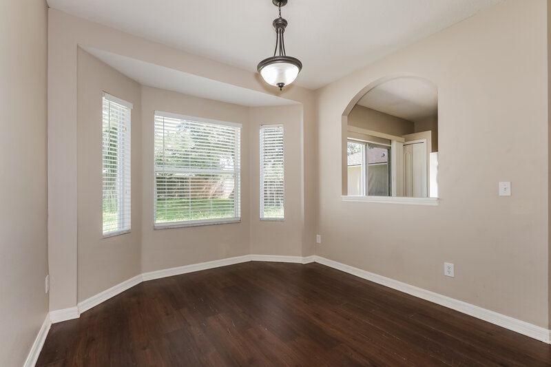 2,290/Mo, 1405 Marsh Wood Dr Seffner, FL 33584 Dining Room View