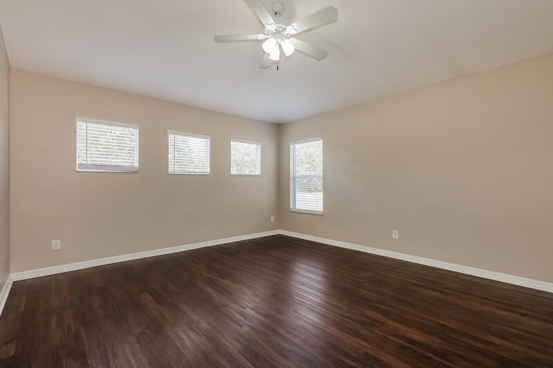 2,290/Mo, 1405 Marsh Wood Dr Seffner, FL 33584 Bedroom View 2
