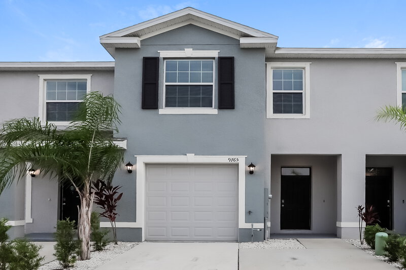 2,050/Mo, 9765 Bayard Brook Ct Gibsonton, FL 33534 External View