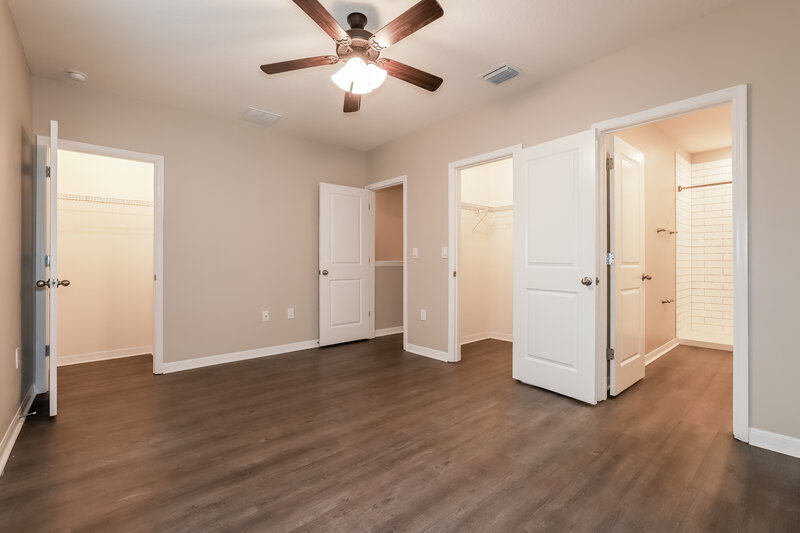 2,050/Mo, 9765 Bayard Brook Ct Gibsonton, FL 33534 Main Bedroom View