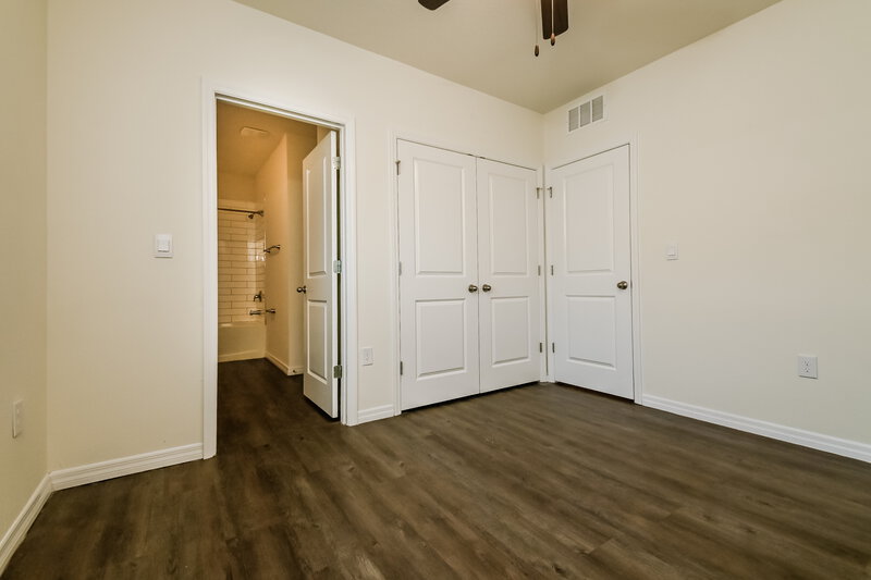 2,280/Mo, 9781 Bayard Brook Ct Gibsonton, FL 33534 Bedroom View 4