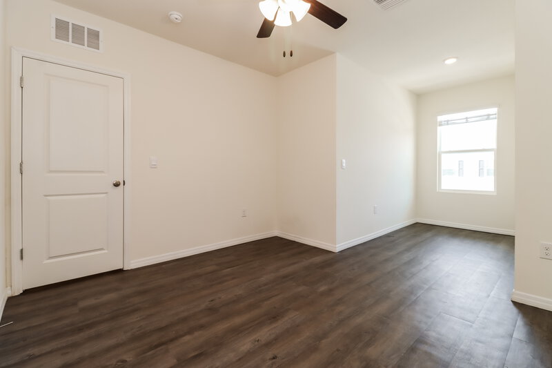 2,180/Mo, 12714 Rustic Cedar Pl Gibsonton, FL 33534 Bedroom View