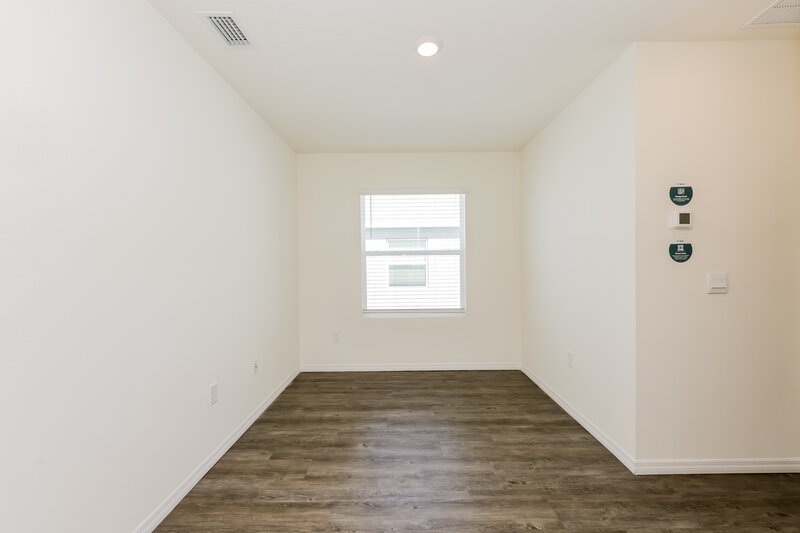 2,370/Mo, 12750 Rustic Cedar Pl Gibsonton, FL 33534 Bedroom View 3