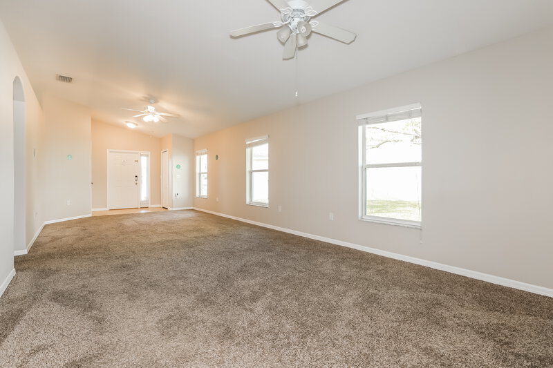 1,975/Mo, 7248 Lumber Port Dr Ruskin, FL 33573 Living Room View