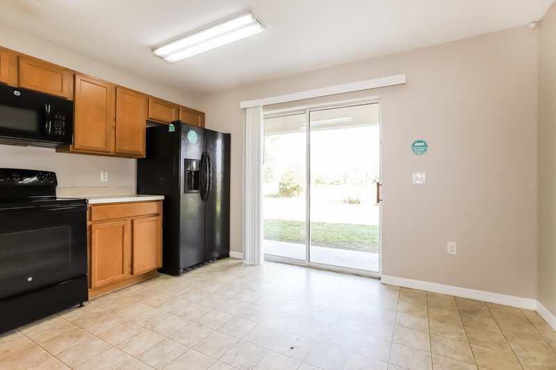 1,975/Mo, 7248 Lumber Port Dr Ruskin, FL 33573 Dining Room View