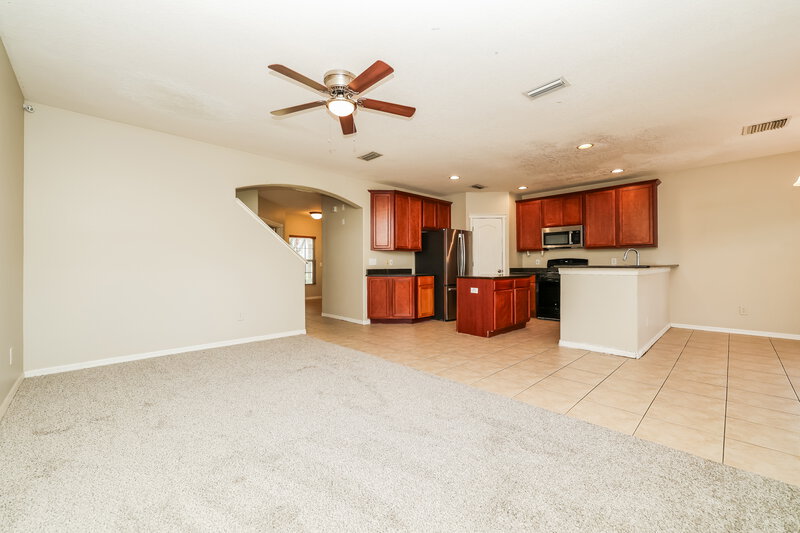 2,580/Mo, 16217 Bridgewalk Dr Lithia, FL 33547 Living Room View