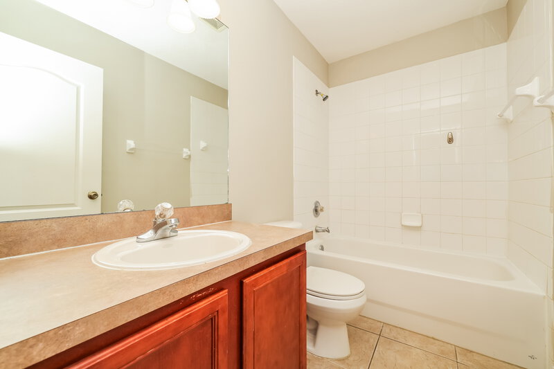 2,580/Mo, 16217 Bridgewalk Dr Lithia, FL 33547 Bathroom View