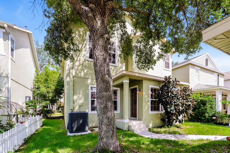 2,580/Mo, 16217 Bridgewalk Dr Lithia, FL 33547 Rear View