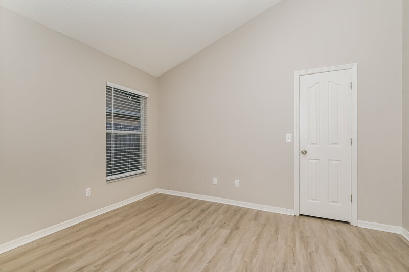 2,335/Mo, 5660 Paddock Trail Dr Tampa, FL 33624 Bedroom View 2