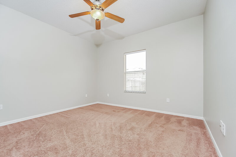 1,780/Mo, 7816 Monarch Garden Cir Apollo Beach, FL 33572 Main Bedroom View