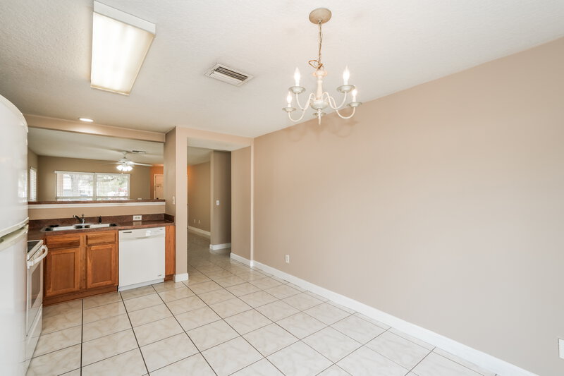 3,020/Mo, 32121 Northridge Dr Wesley Chapel, FL 33545 Dining Room View 2