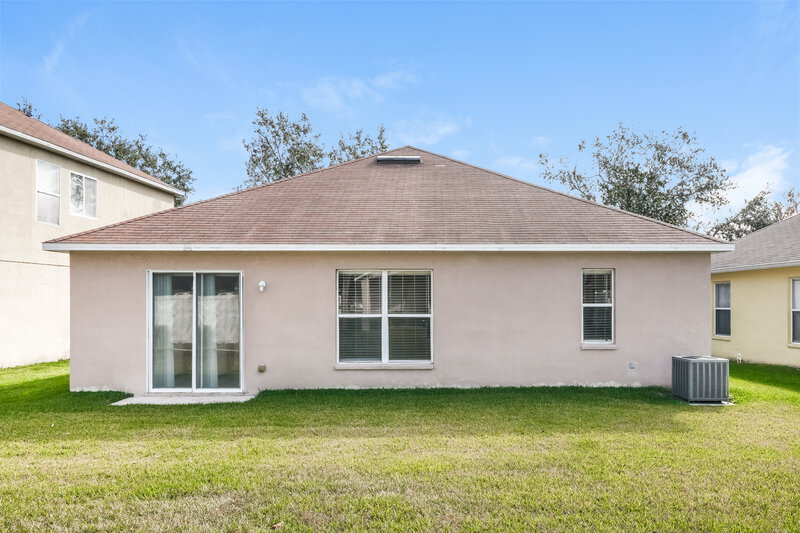 3,020/Mo, 32121 Northridge Dr Wesley Chapel, FL 33545 Rear View