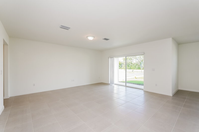 3,990/Mo, 2197 Tehama Court Lakeland, FL 33805 Living Room View