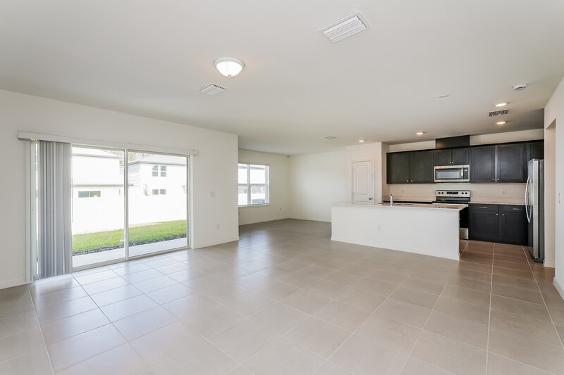 3,990/Mo, 2197 Tehama Court Lakeland, FL 33805 Living Room View 2