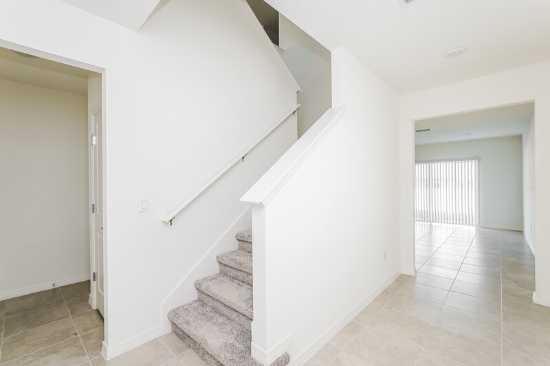 2,490/Mo, 2189 Tehama Court Lakeland, FL 33805 Foyer View