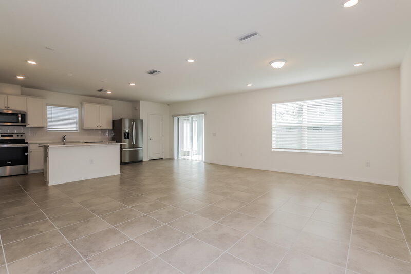 2,095/Mo, 2302 Shasta Street Lakeland, FL 33805 Living Room View 2