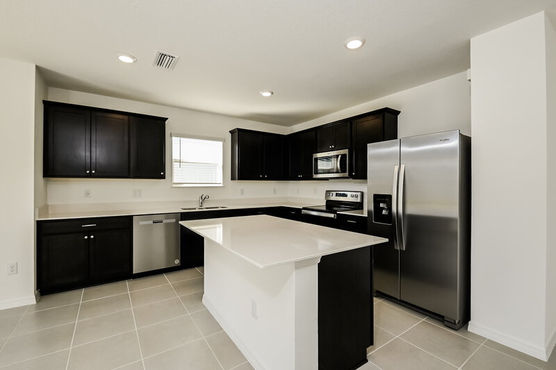 3,640/Mo, 2306 Shasta Street Lakeland, FL 33805 Kitchen View