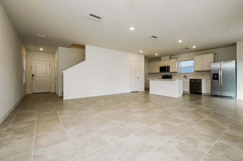 2,095/Mo, 2310 Shasta Street Lakeland, FL 33805 Living Room View 2