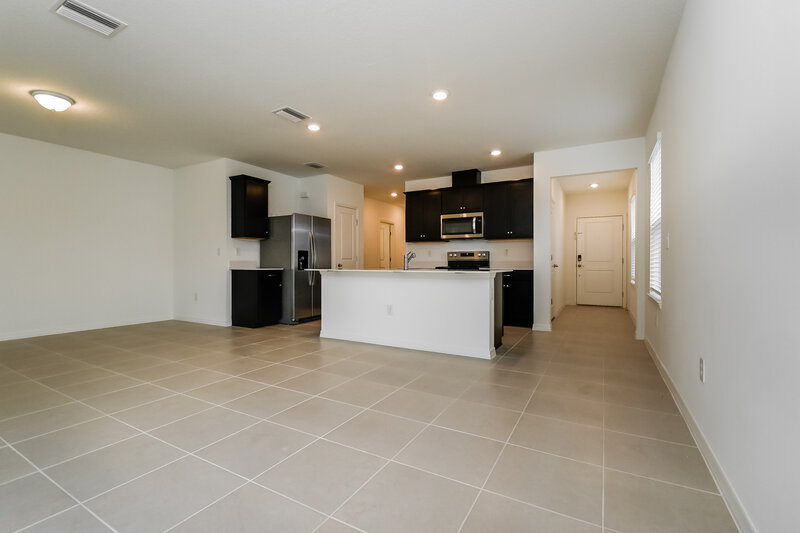 2,040/Mo, 2298 Shasta Street Lakeland, FL 33805 Living Room View