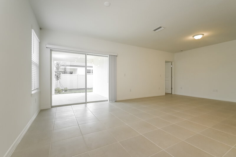 2,040/Mo, 2298 Shasta Street Lakeland, FL 33805 Living Room View 2