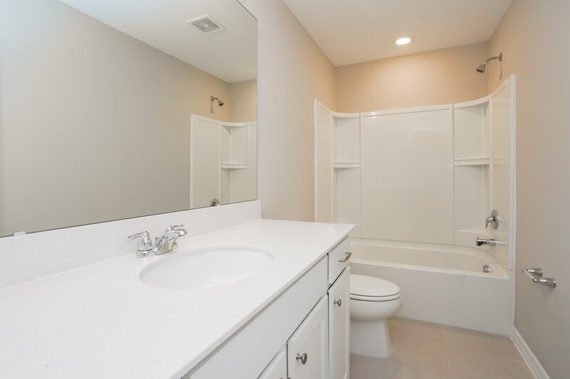3,810/Mo, 2294 Shasta Street Lakeland, FL 33805 Bathroom View